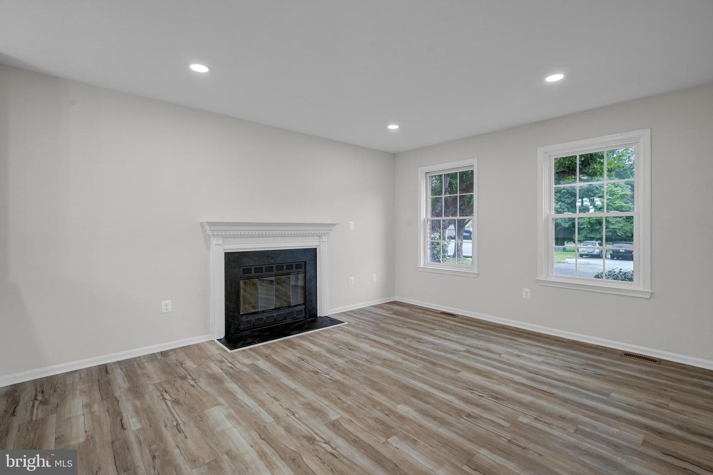 3299 Greco Court photo 9