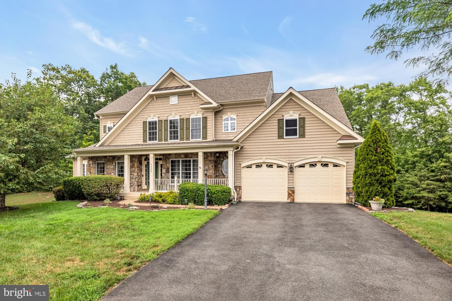 3232 Lost Pond Court, Triangle