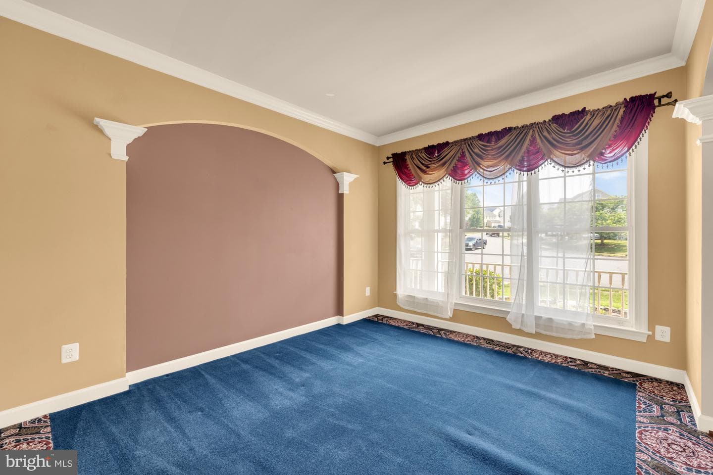 3232 Lost Pond Court photo 4