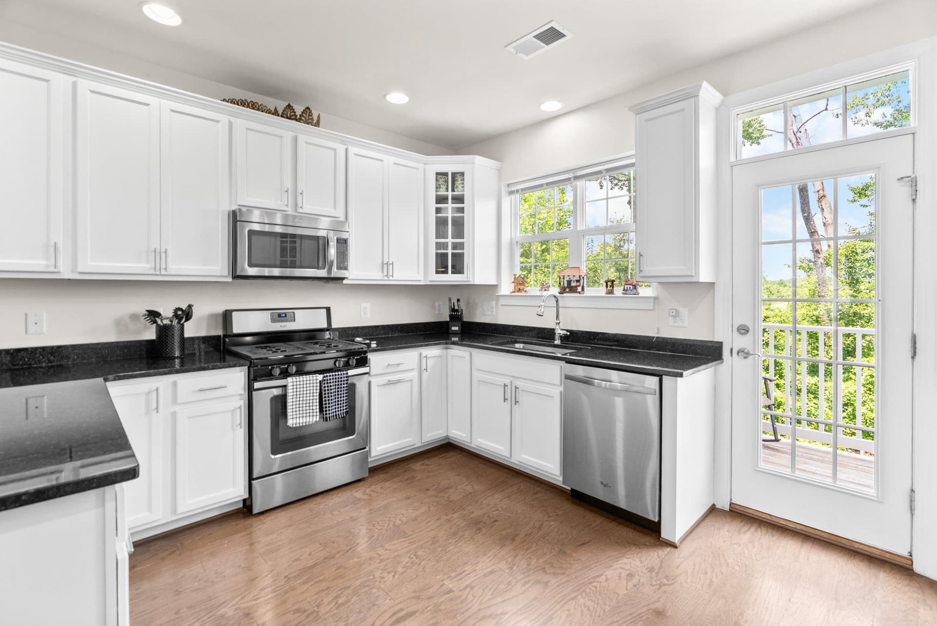 7410 Riding Meadow Way #29 photo 15