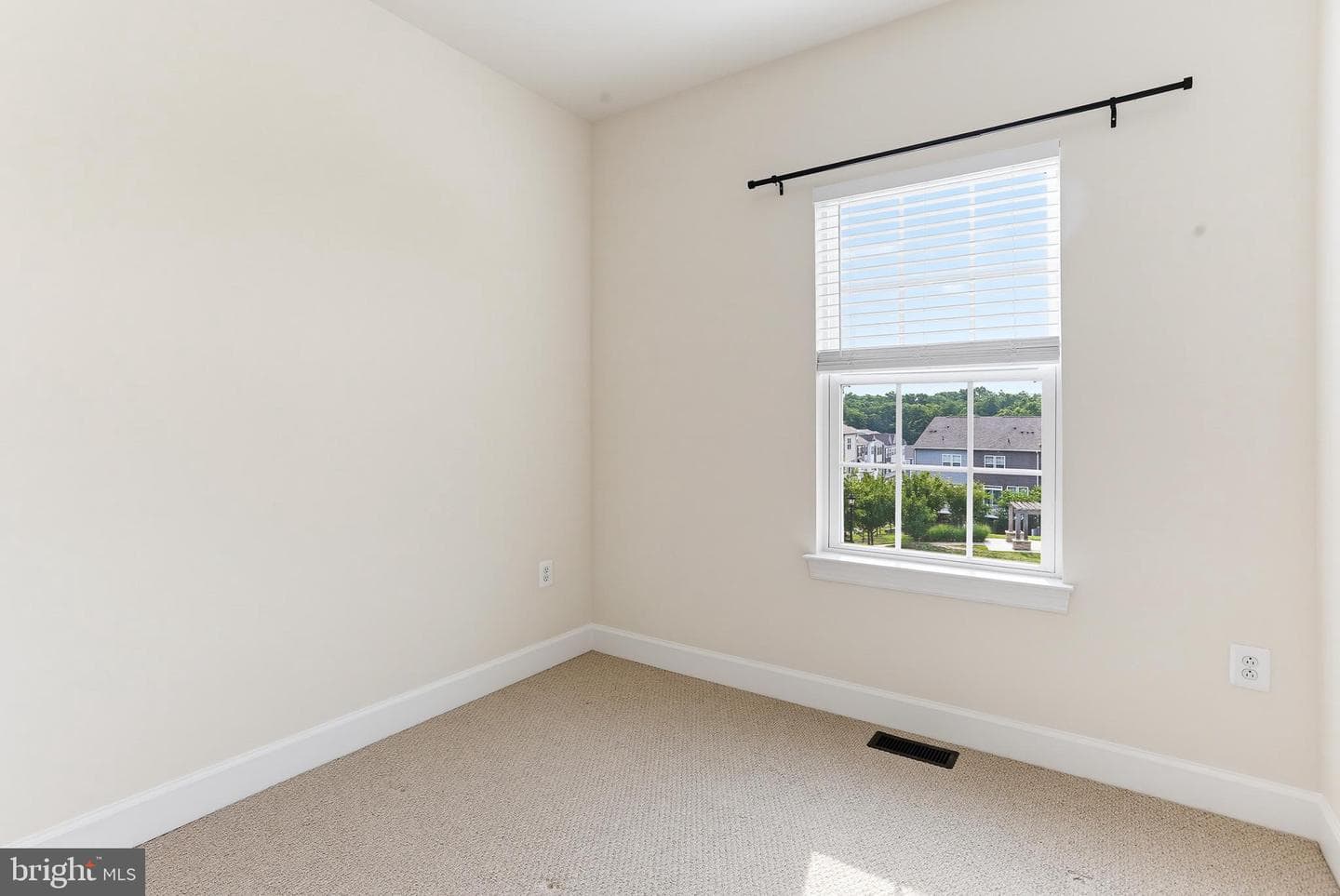 6310 Berkley Bridge Place photo 31