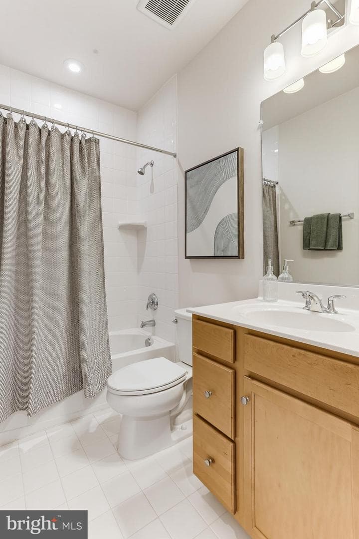 6310 Berkley Bridge Place photo 36