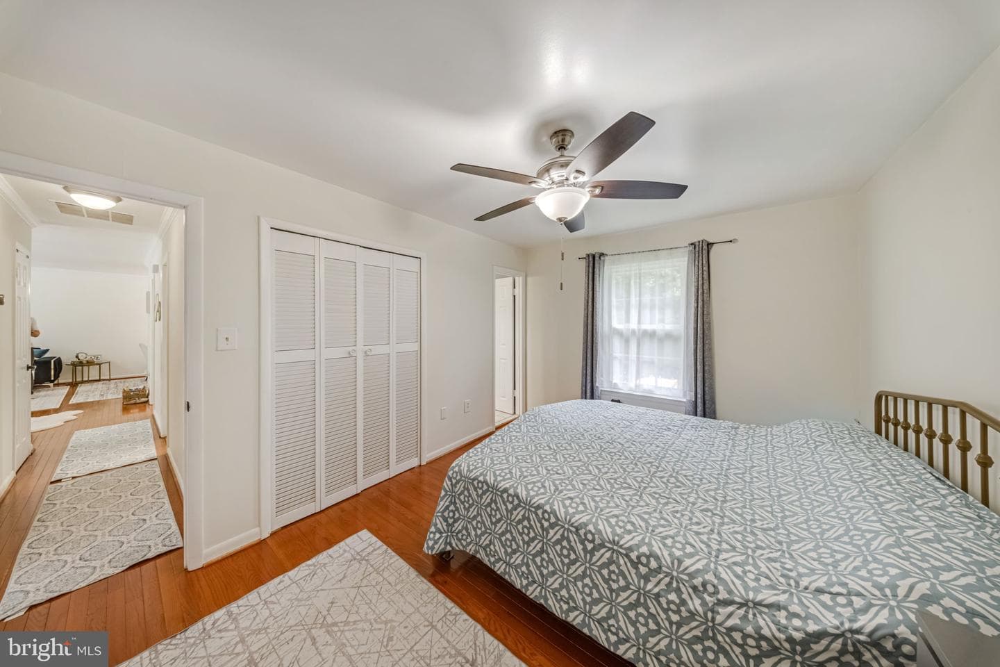 5574 Neddleton Avenue photo 13
