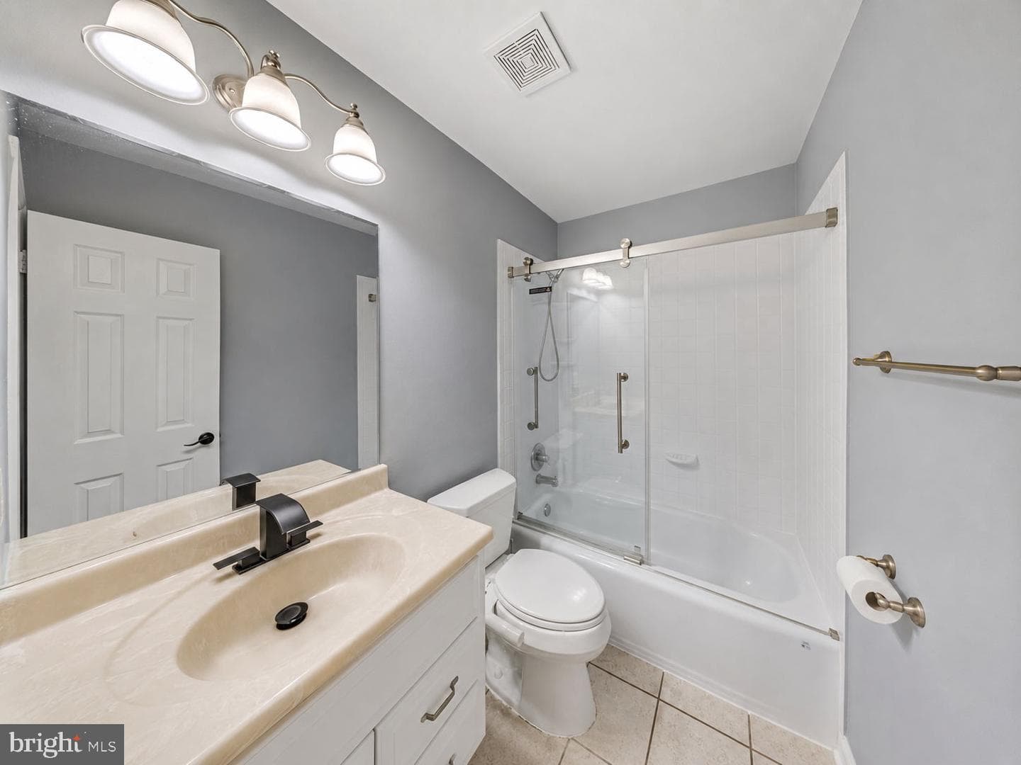 5574 Neddleton Avenue photo 14