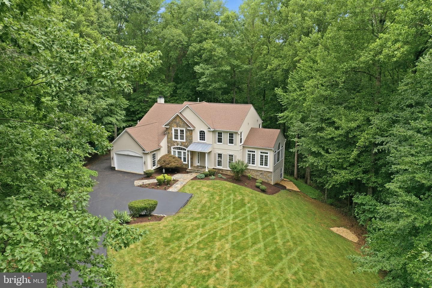 11509 Summit Ridge Court photo 2