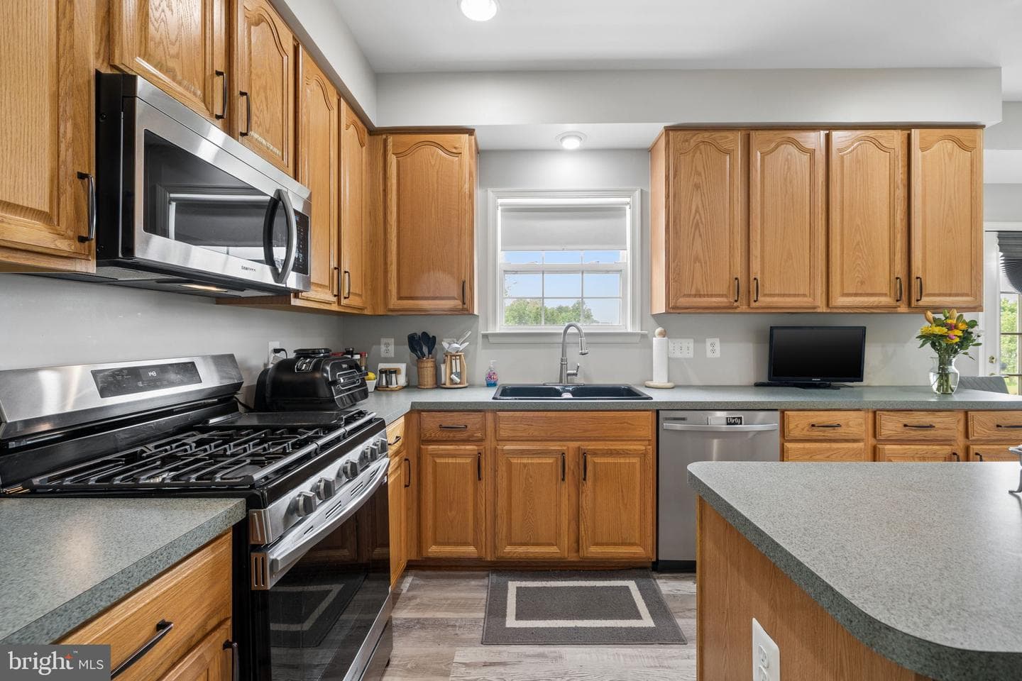 13270 Query Lane photo 14