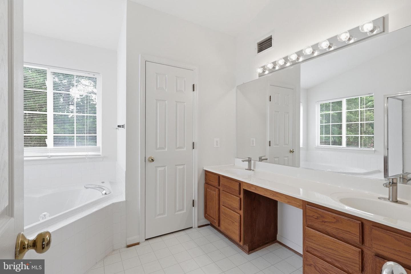 9121 Dartford Place photo 31