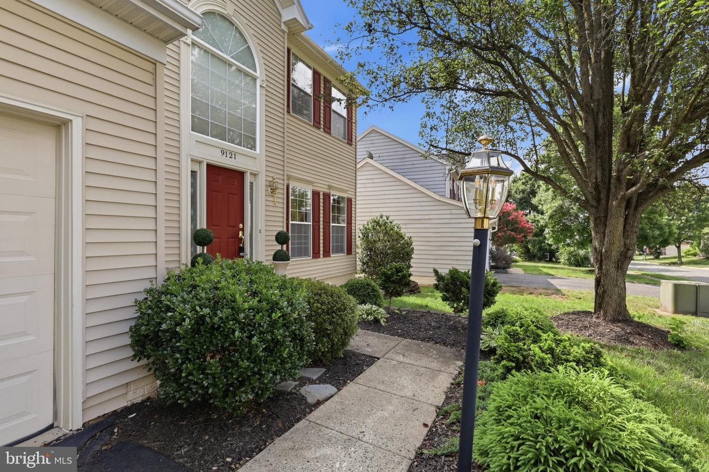 9121 Dartford Place photo 5