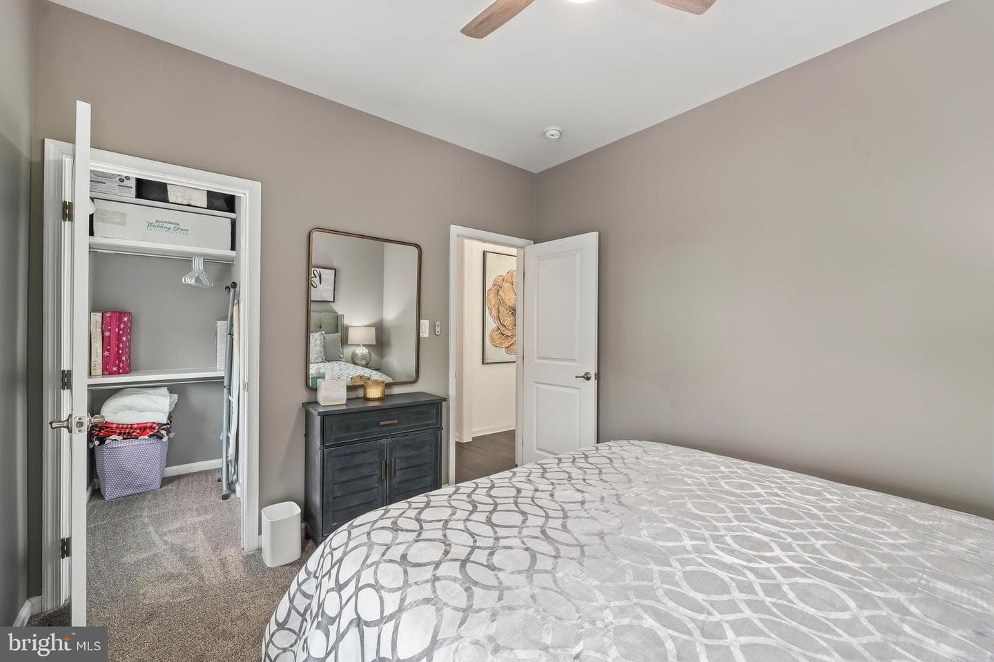 7671 Hamelin Lane photo 34