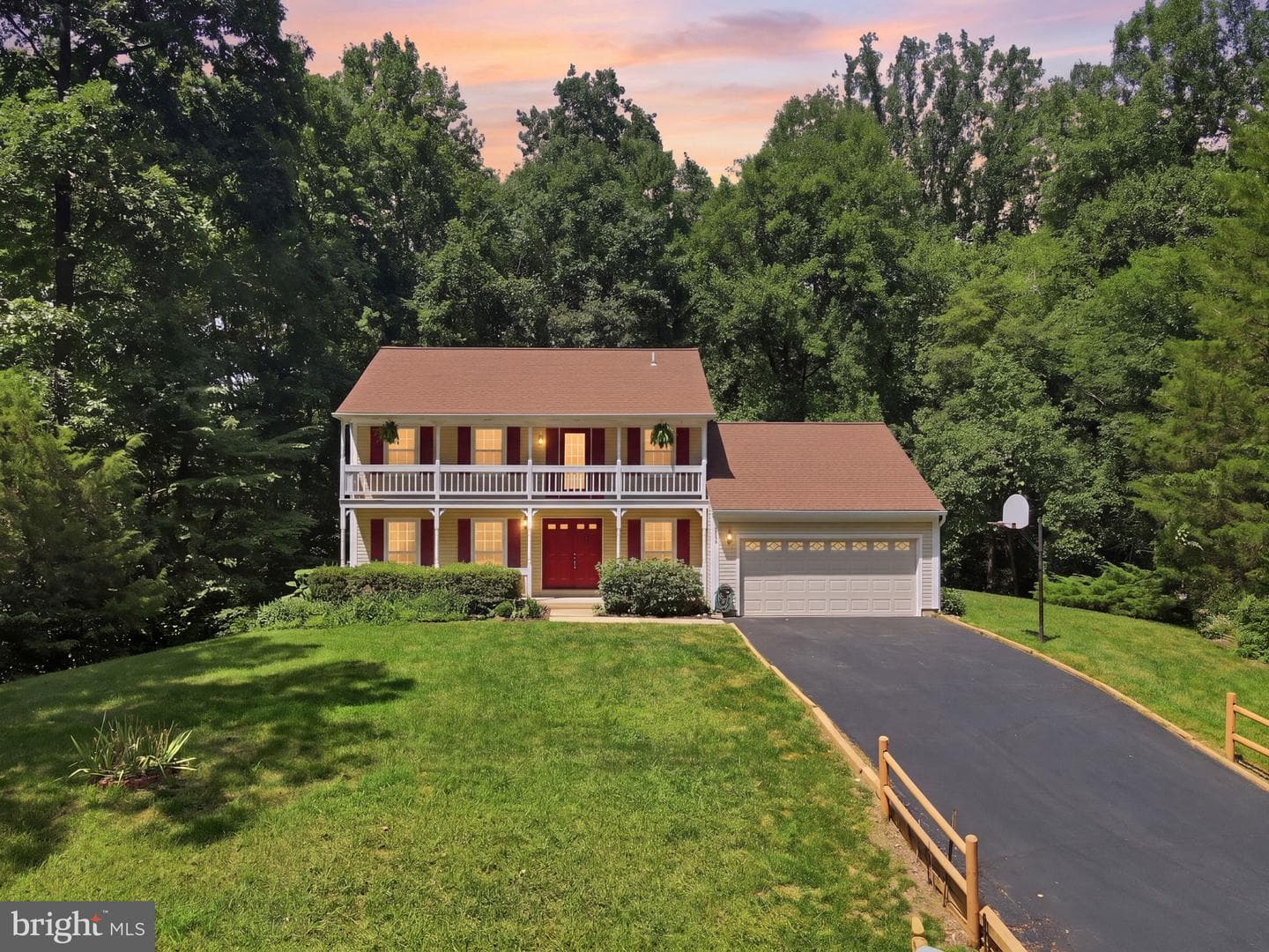 6090 River Forest Drive, Manassas