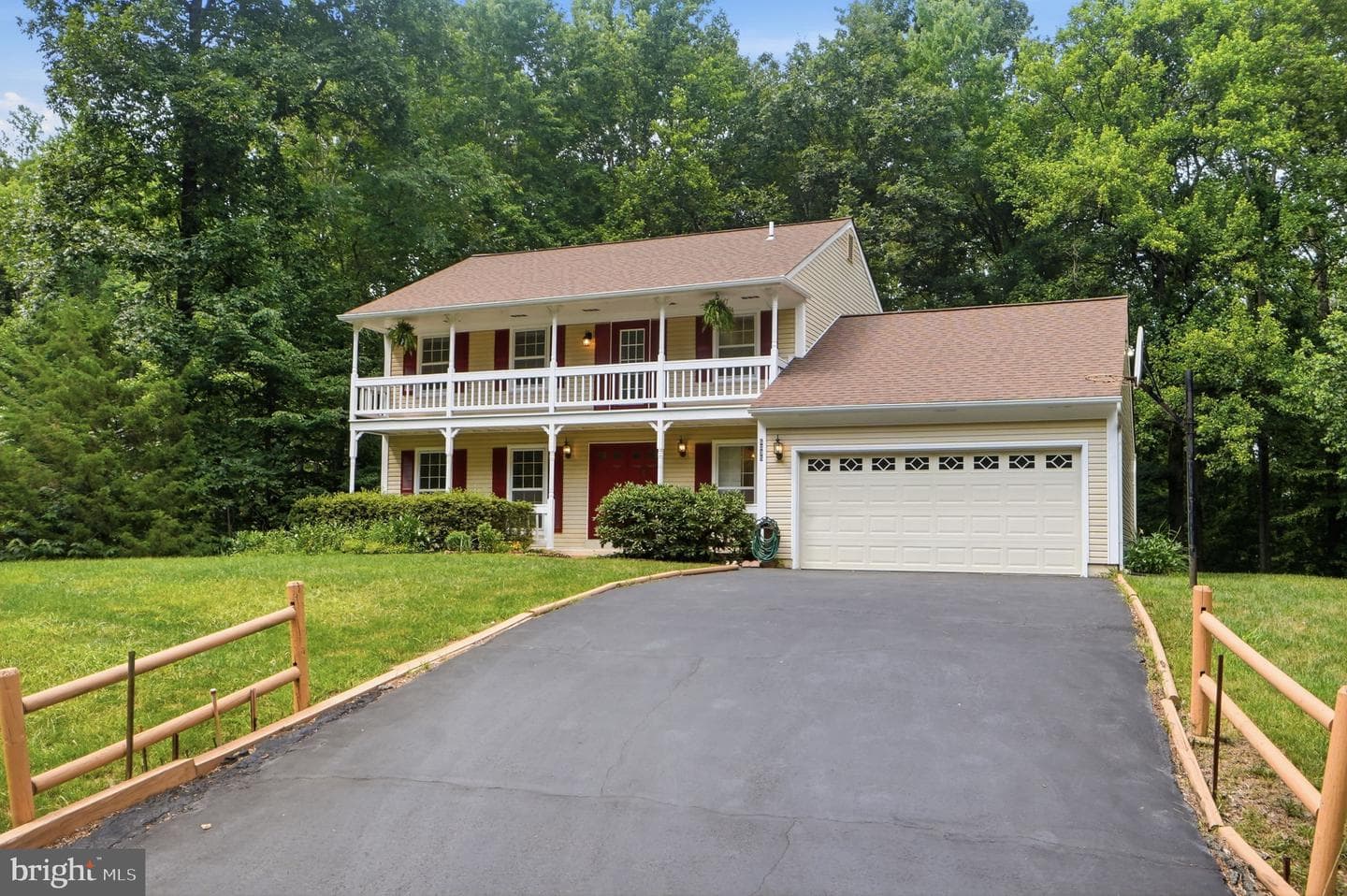6090 River Forest Drive photo 3