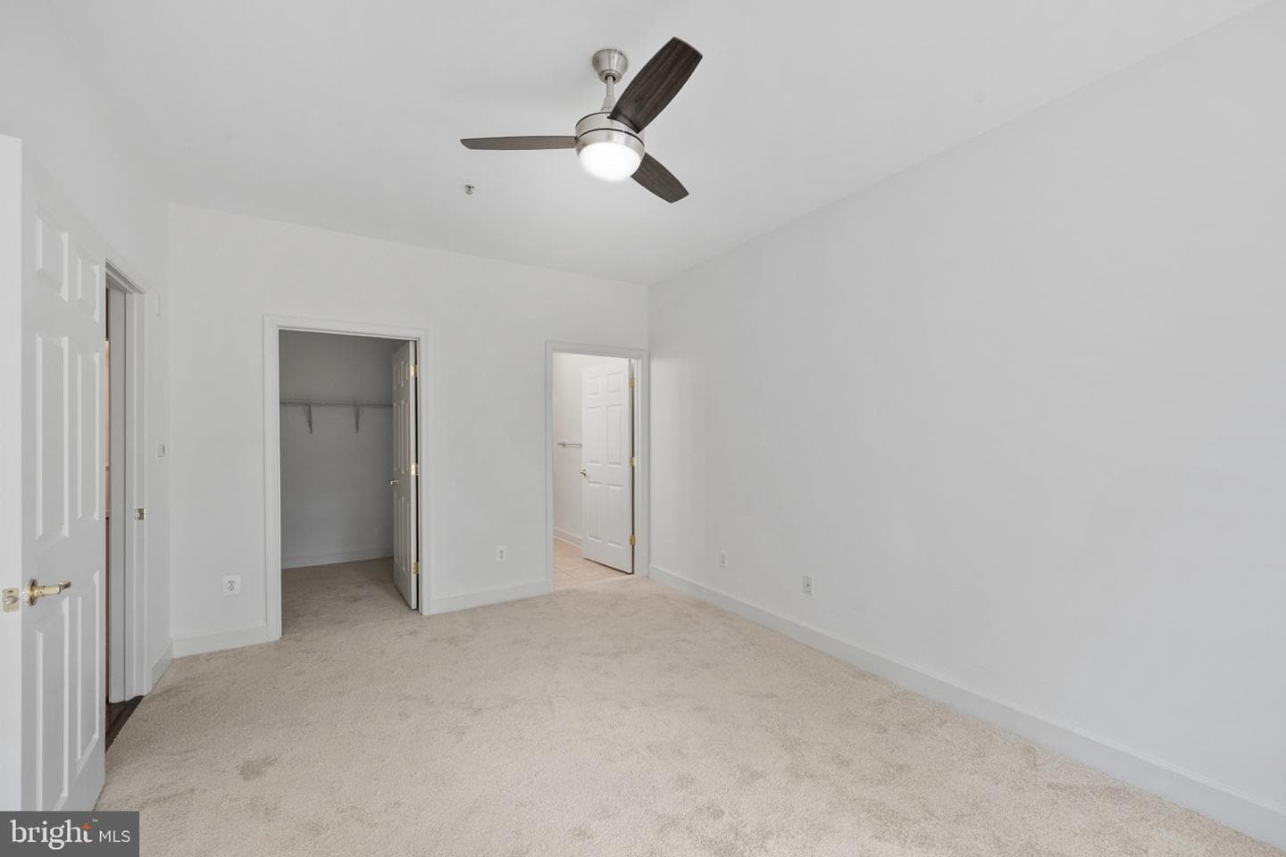7065 Heritage Hunt Drive #108 photo 34