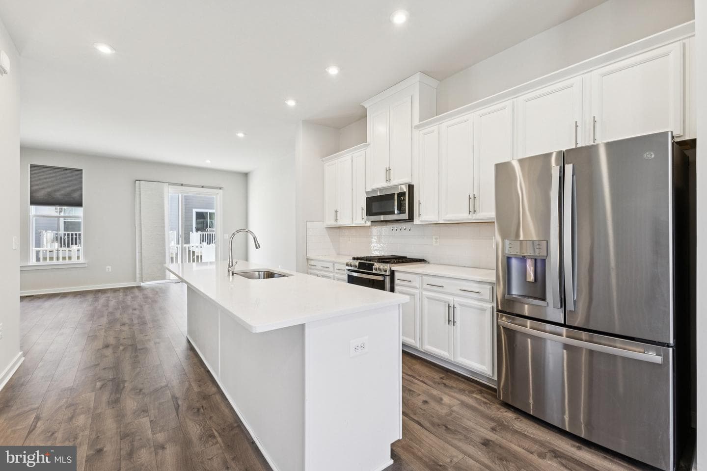 1697 Beech Leaf Street photo 8