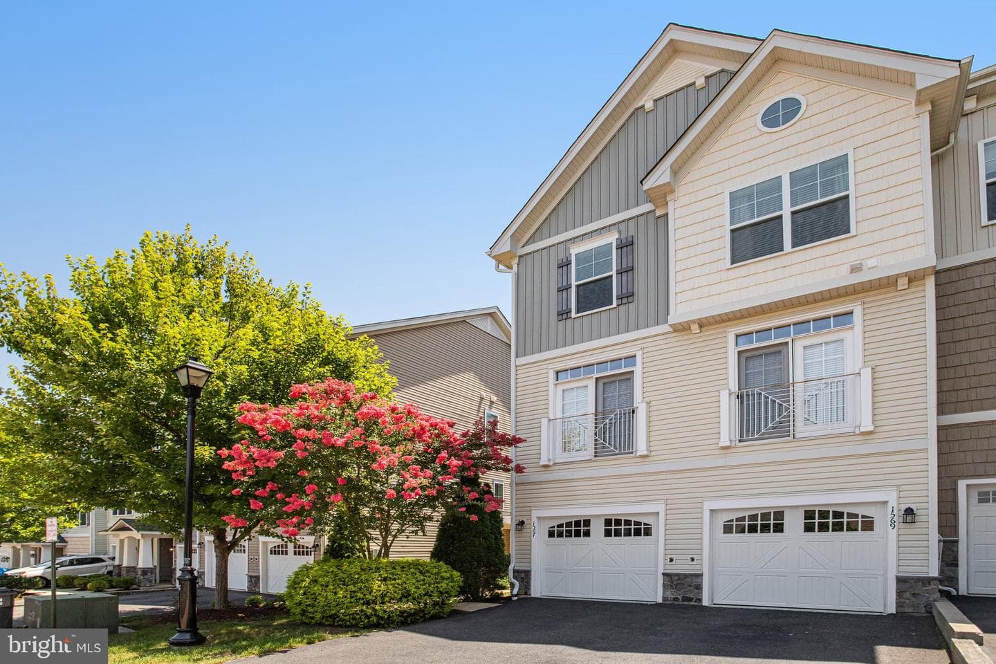1567 Renate Drive, Woodbridge