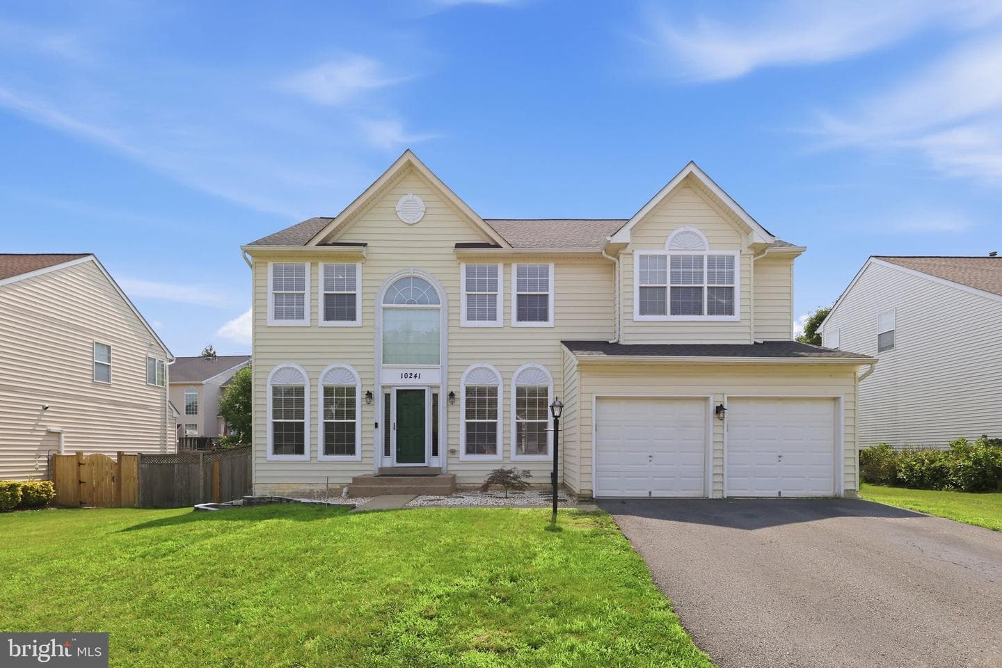 10241 Aqua View Court photo 1