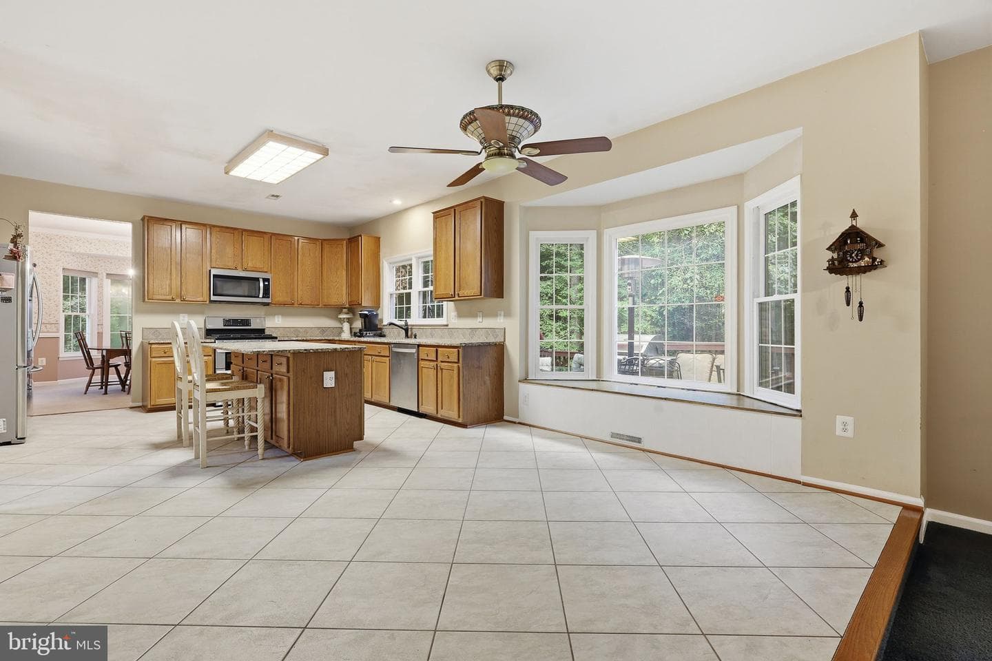 6440 Fox Den Road photo 12