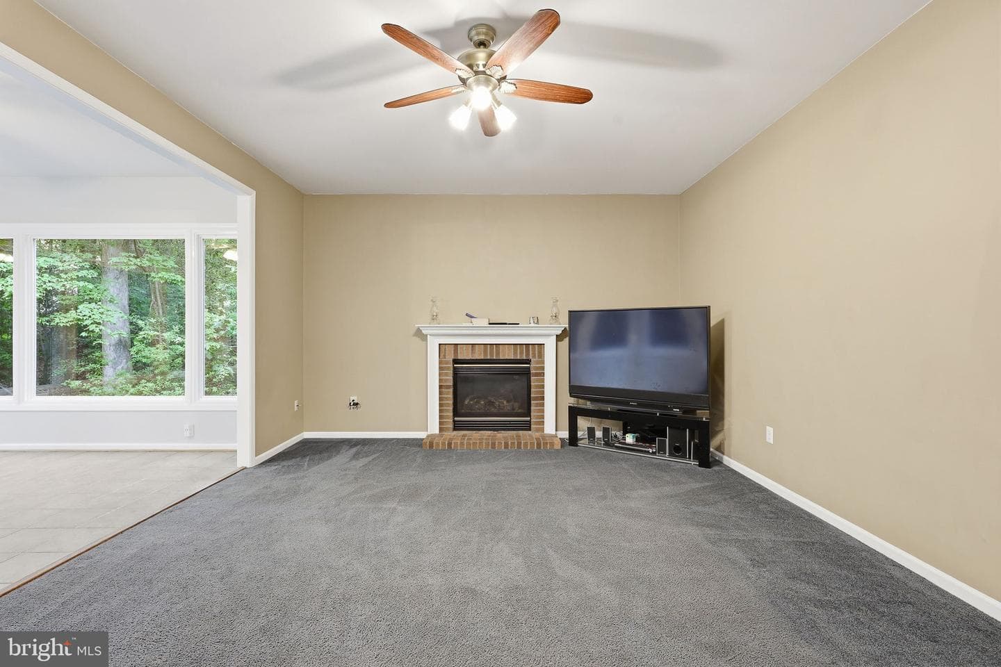 6440 Fox Den Road photo 13
