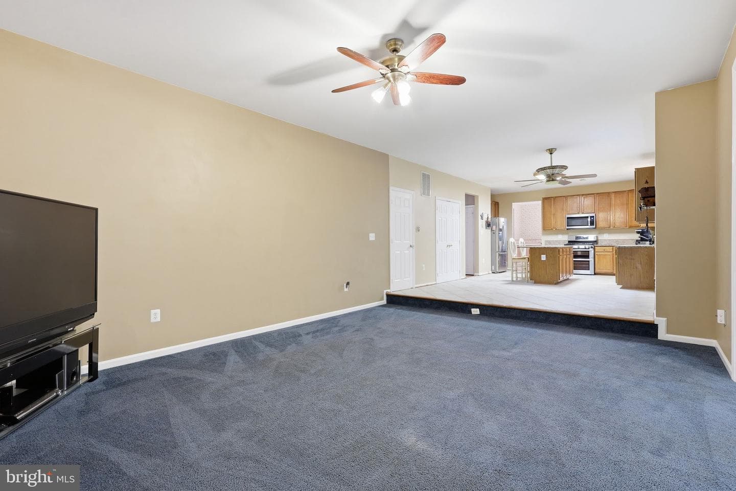 6440 Fox Den Road photo 14