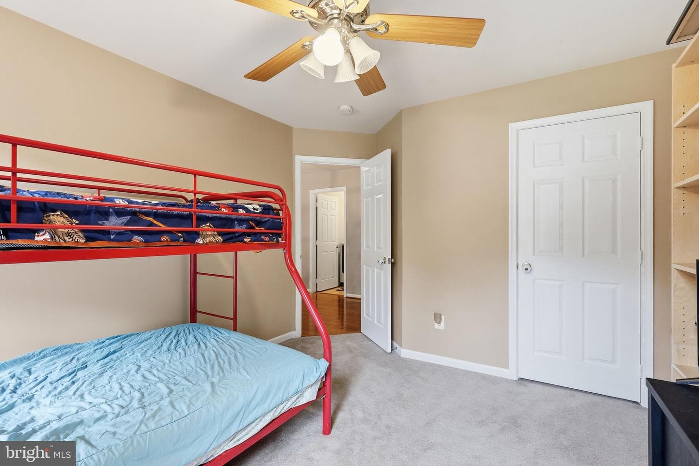 6440 Fox Den Road photo 22