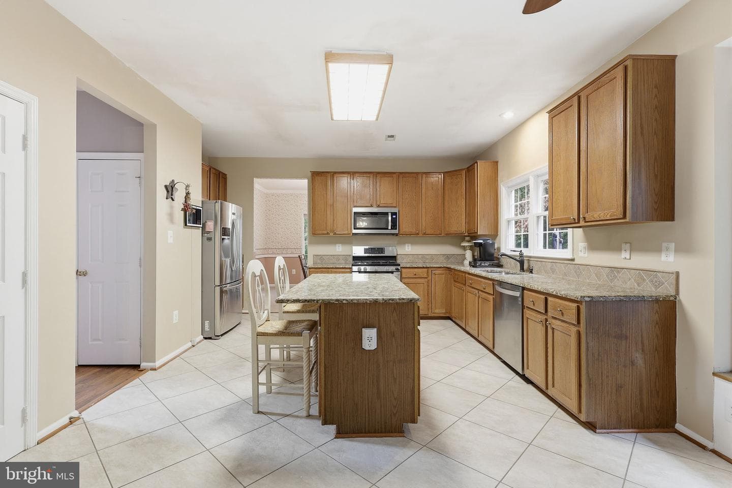 6440 Fox Den Road photo 8