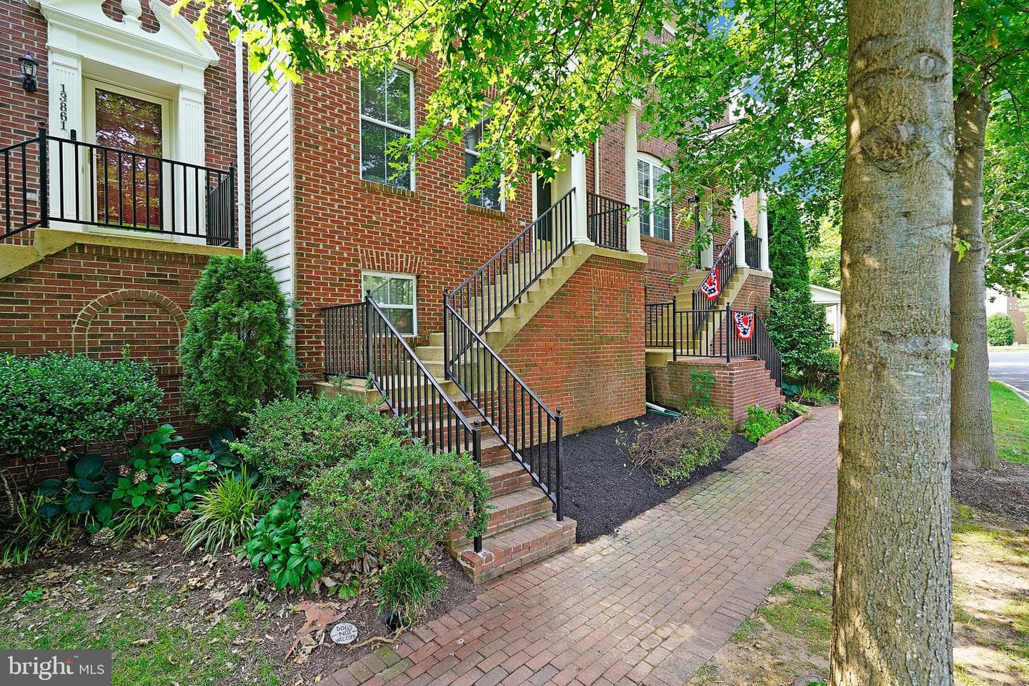 13863 Palisades Street, Woodbridge