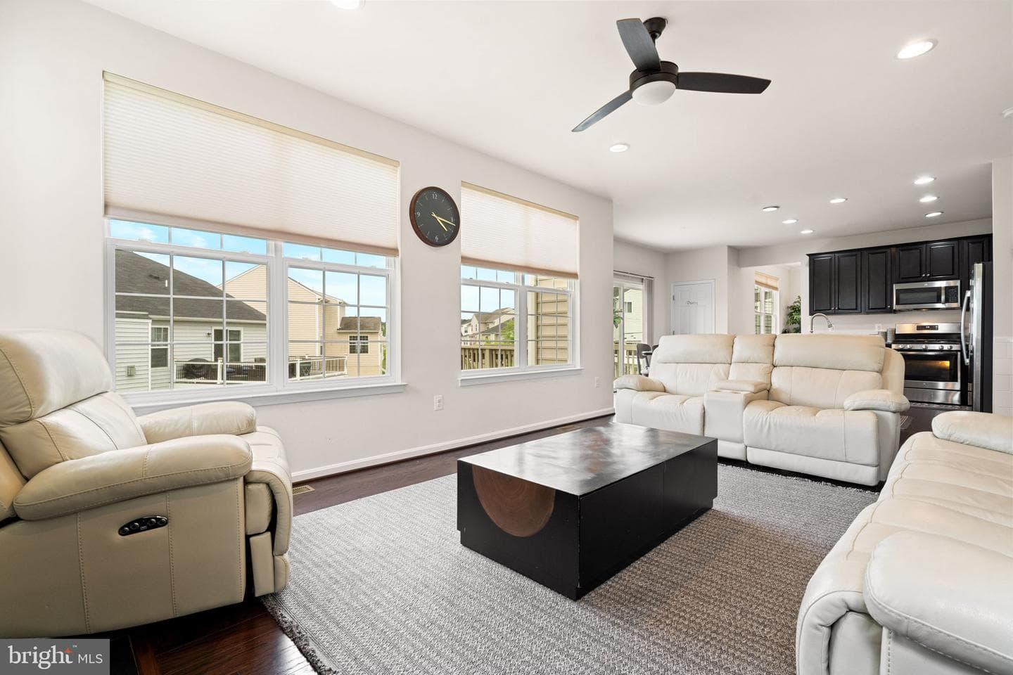 15801 Aerial View Road photo 3