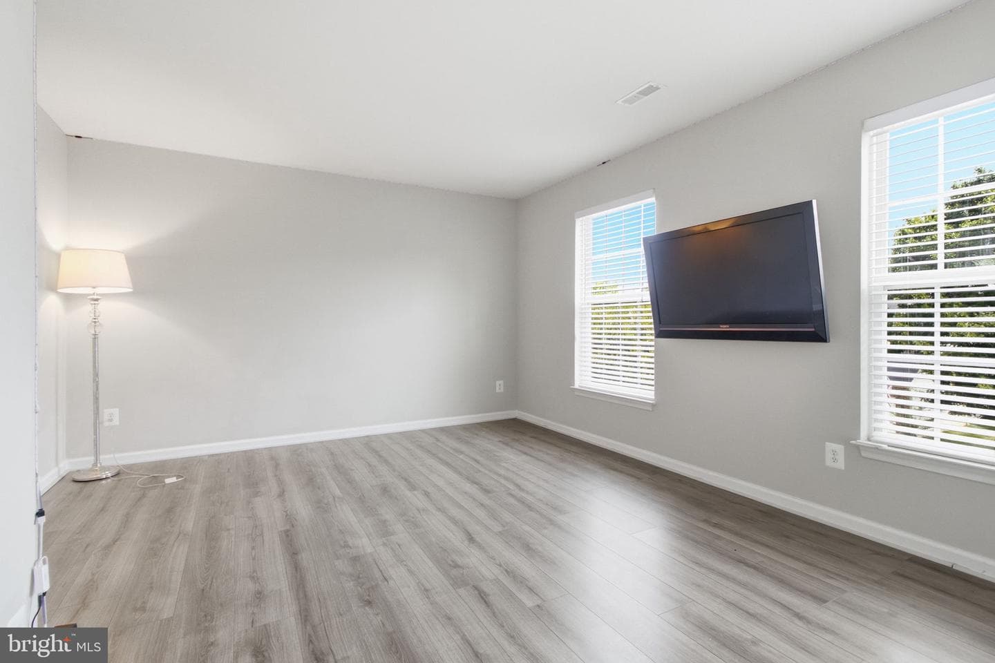 8016 Towering Oak Way photo 24