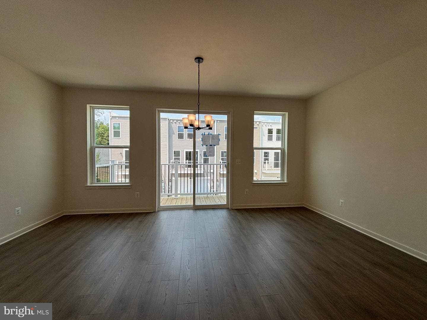 18022 Alicia Avenue photo 8