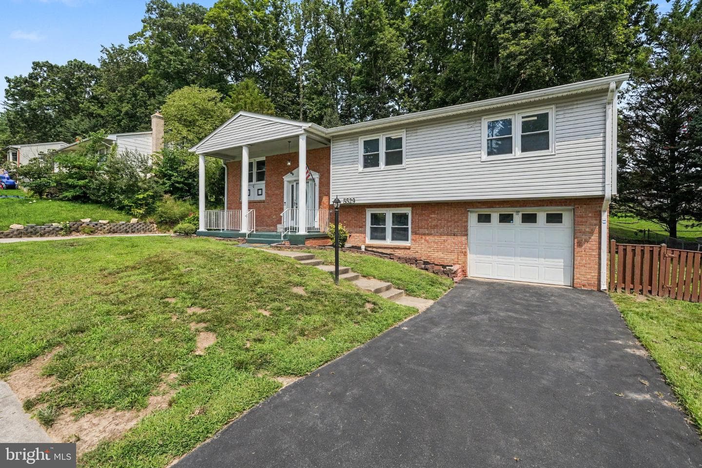 5529 Neddleton Avenue, Woodbridge