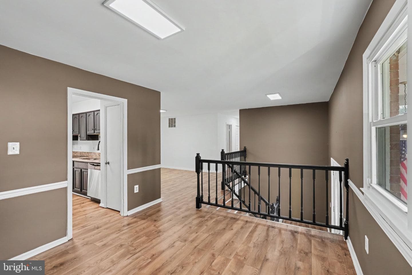 5529 Neddleton Avenue photo 5