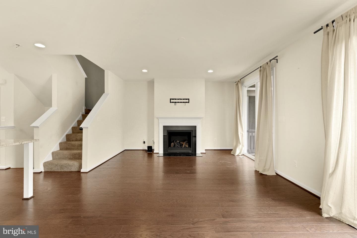 8141 Honey Bee Way photo 12