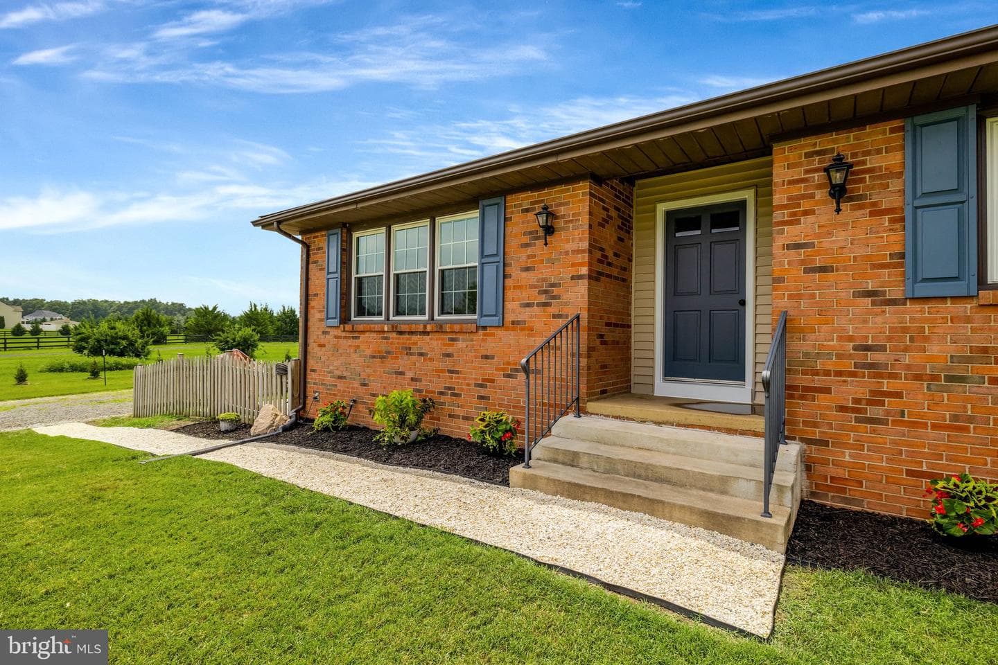 10913 Crockett Road photo 4