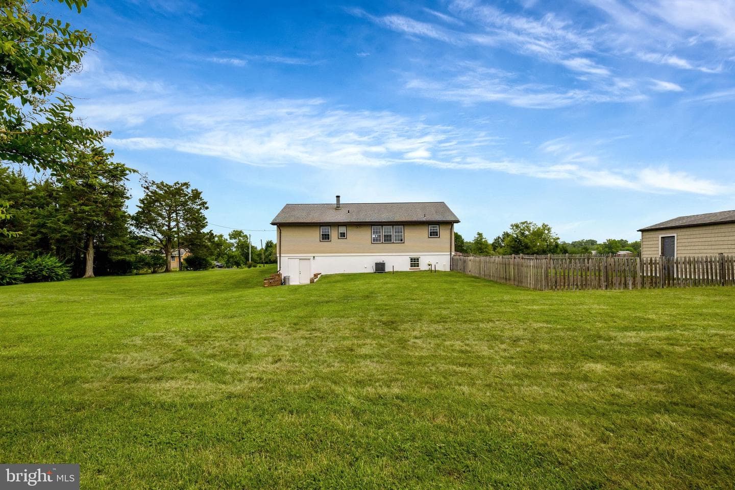 10913 Crockett Road photo 55
