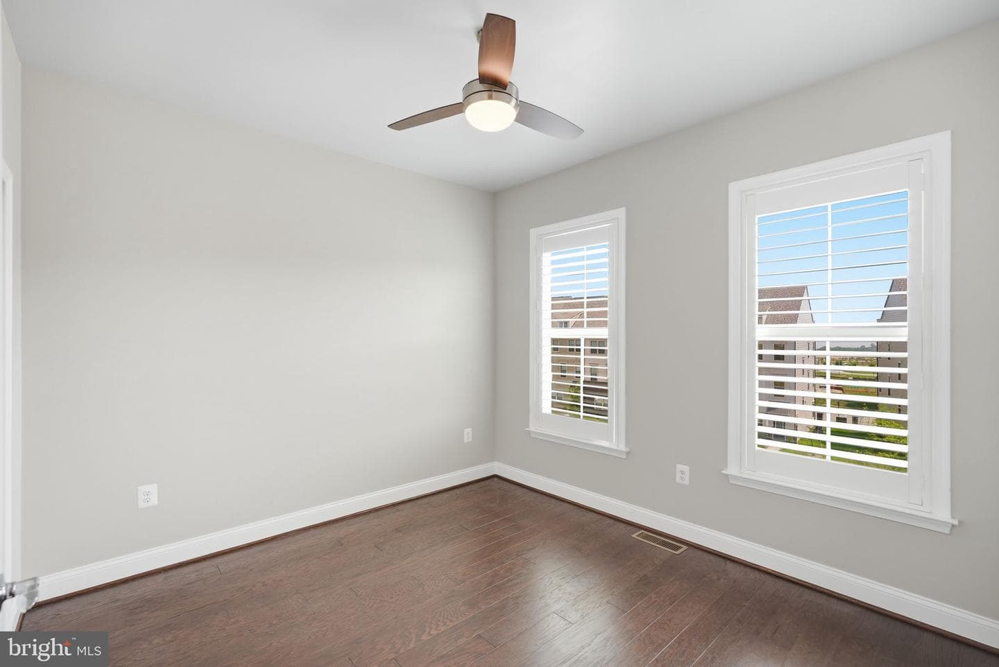 1857 Shadding Bay Lane photo 28