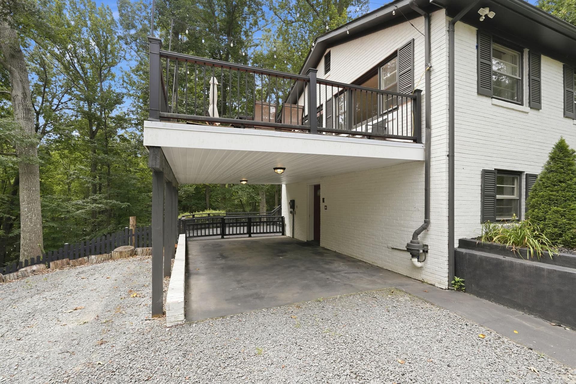 6405 Yates Ford Road photo 3