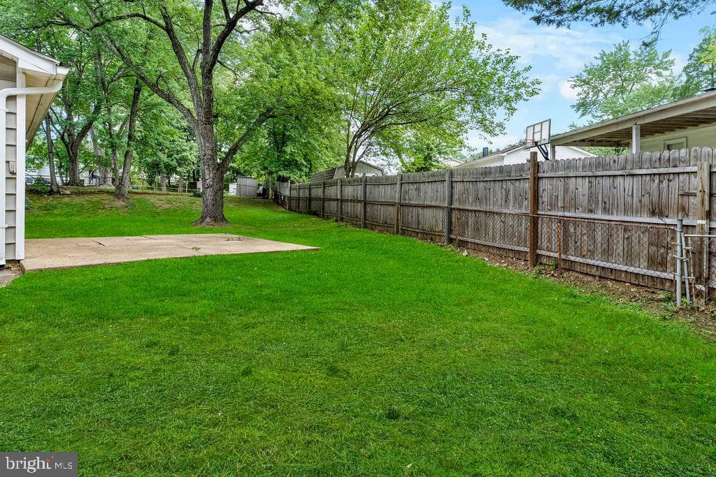 15105 Cloverdale Road photo 22