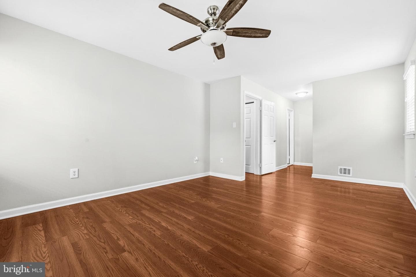 6109 Plainville Lane photo 28