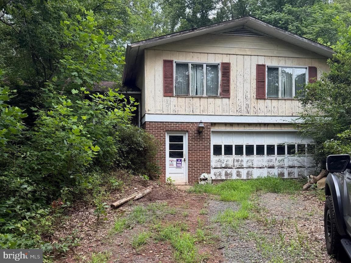 14327 Aden Road photo 1