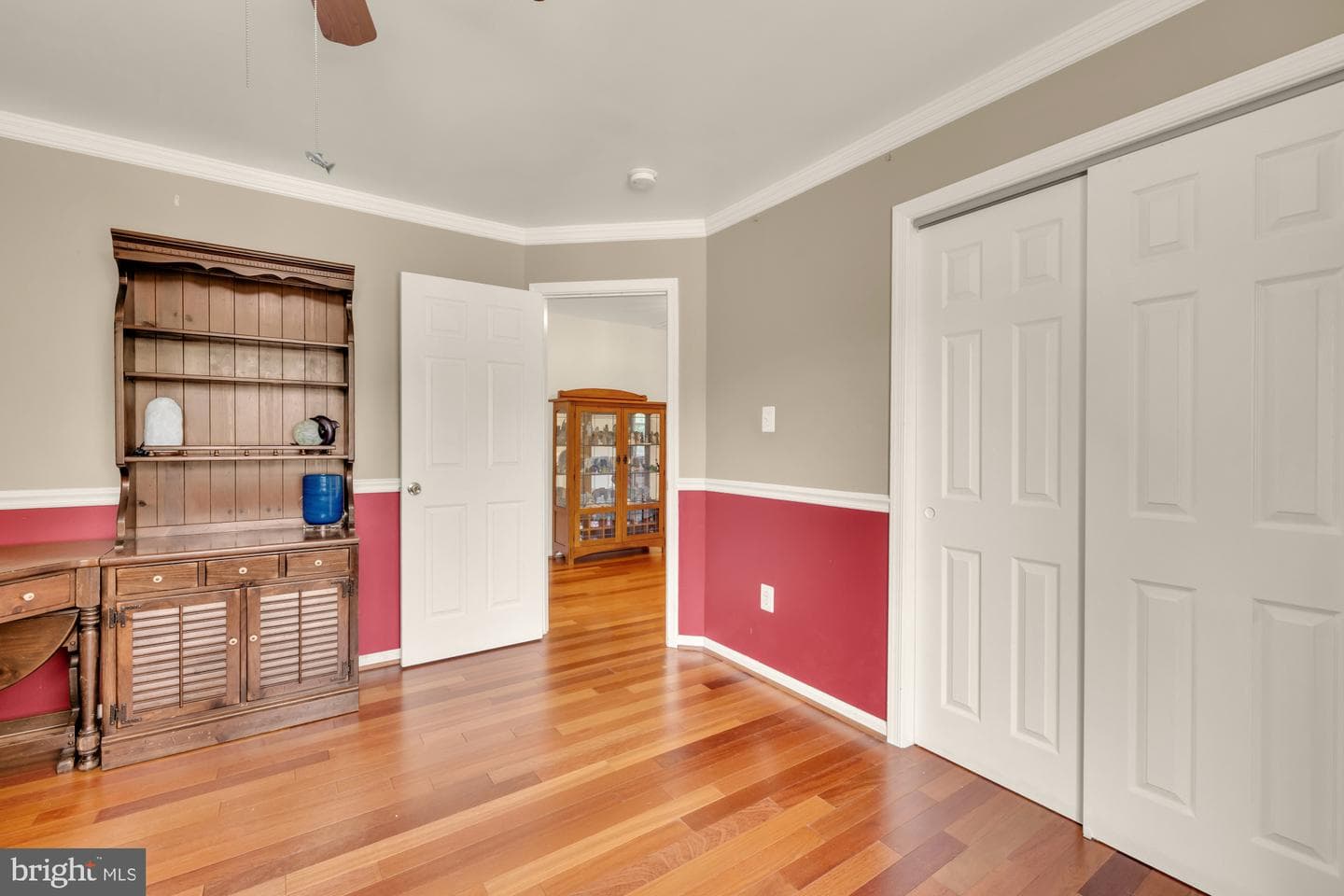 10497 Genna Lane photo 38