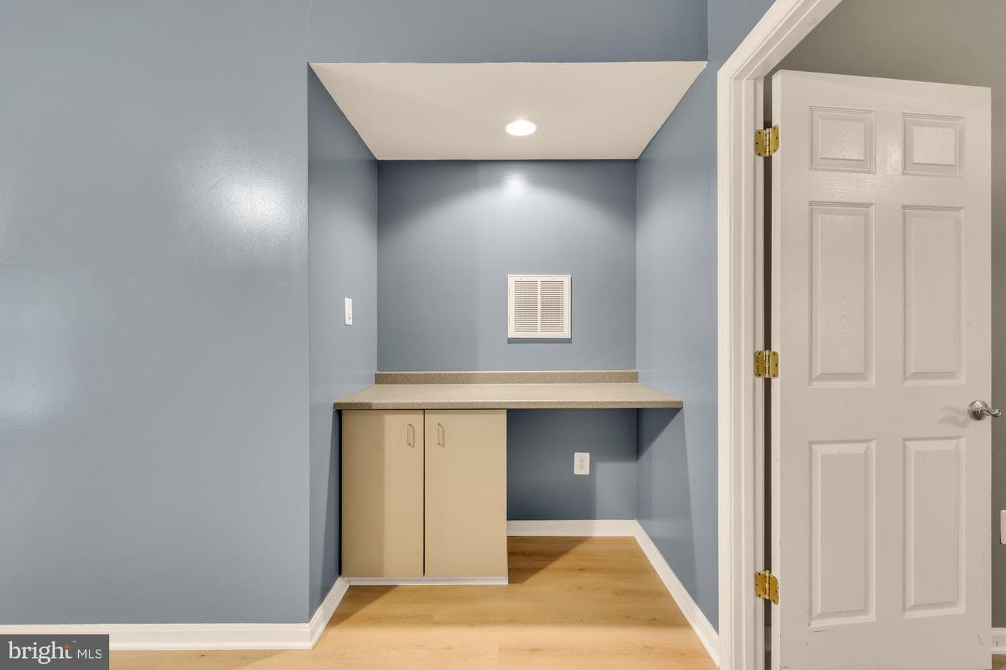 10497 Genna Lane photo 47