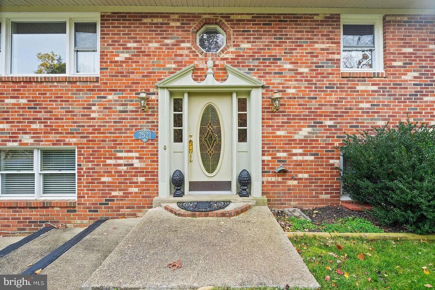 2521 Youngs Drive photo 1
