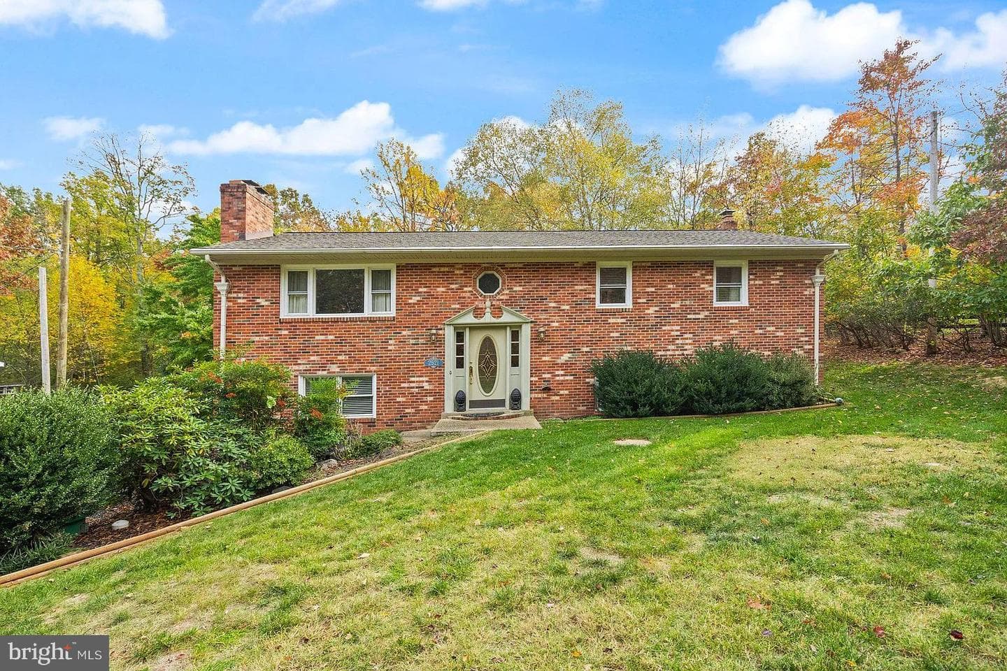 2521 Youngs Drive photo 2