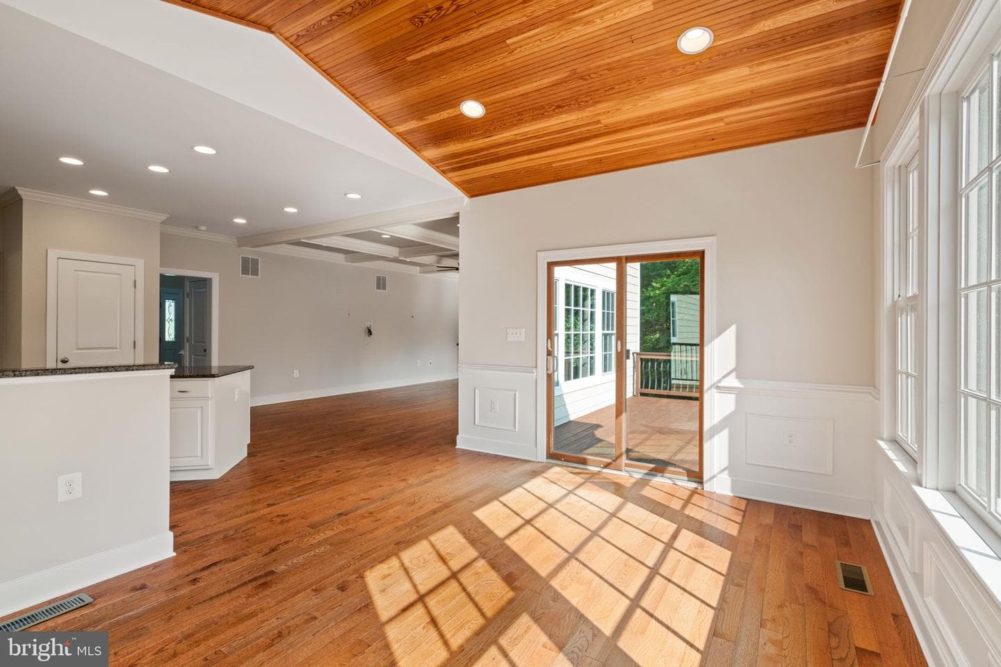 13610 Spriggs Road photo 24