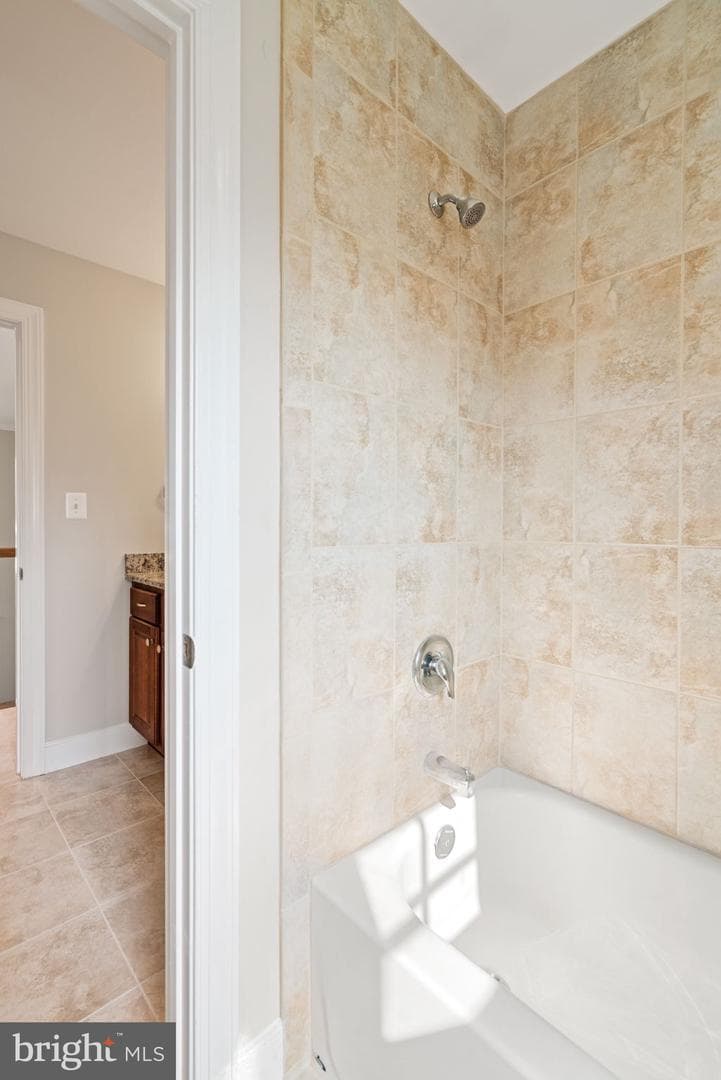 13610 Spriggs Road photo 48
