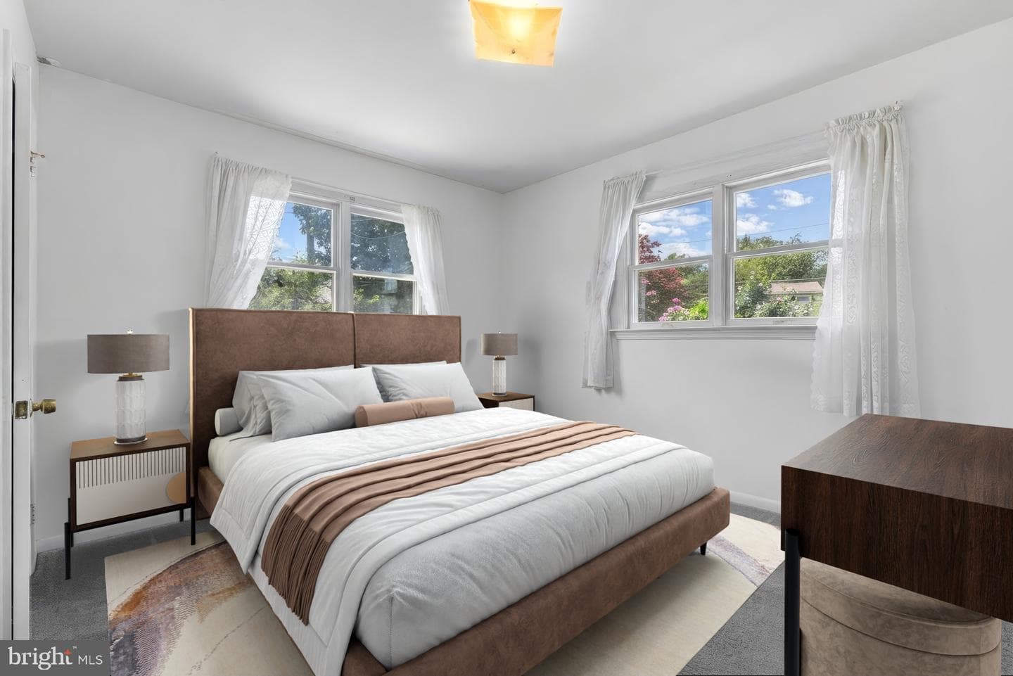 13803 Knowles Street photo 22