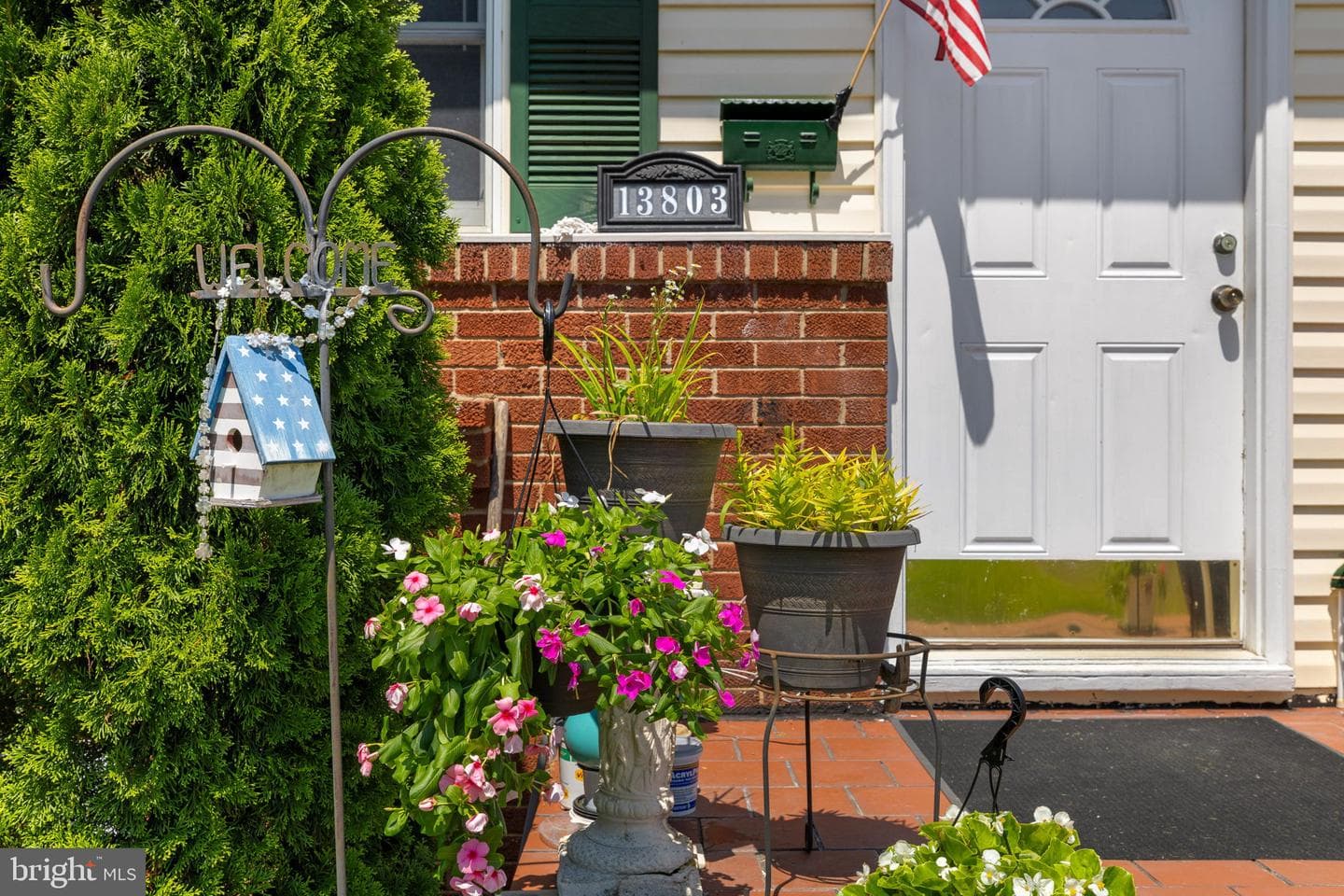 13803 Knowles Street photo 4