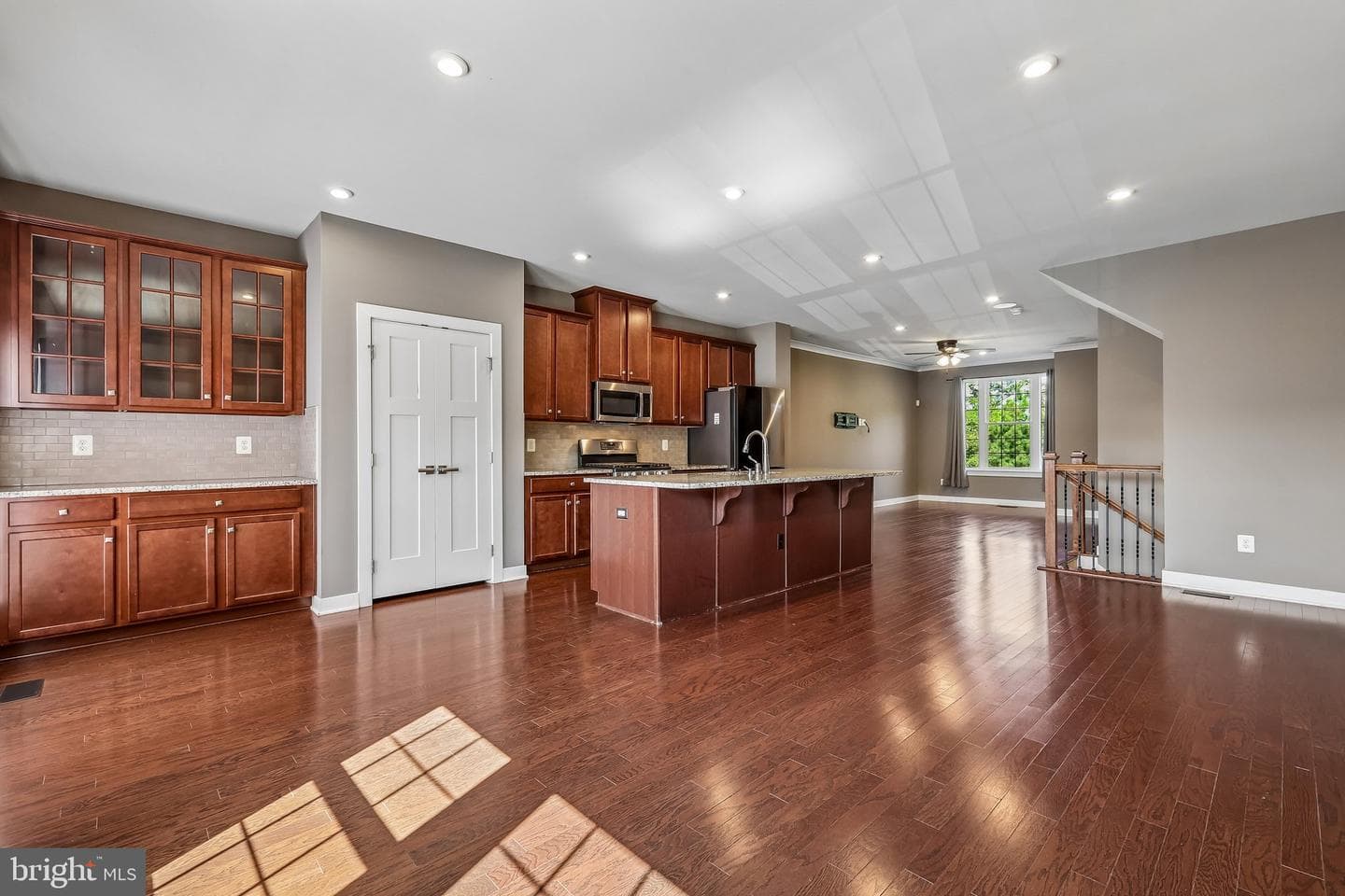 18002 Red Cedar Road photo 5