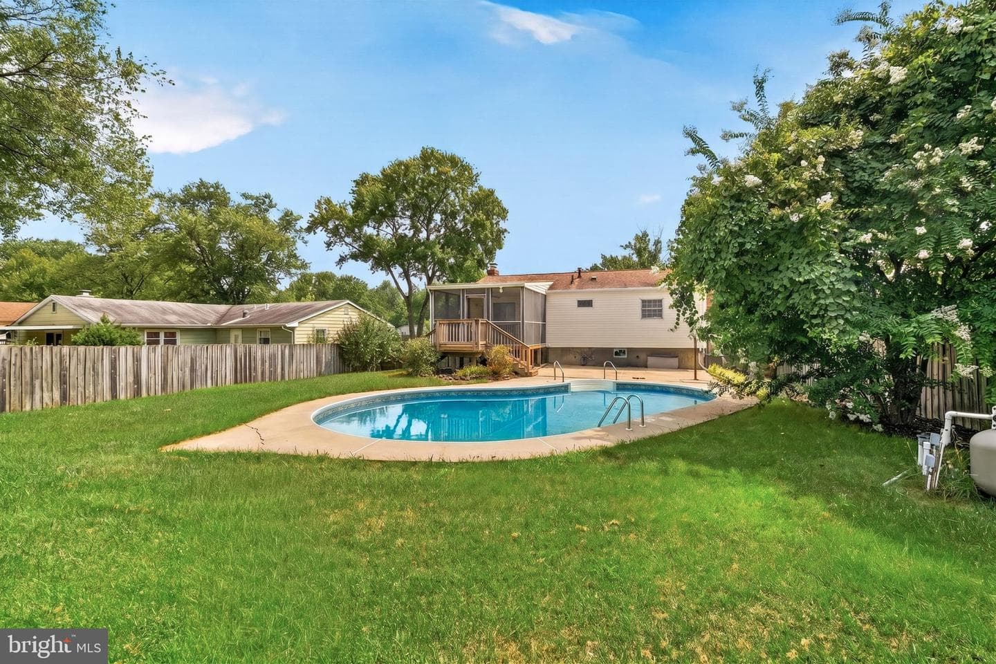 4504 Kingston Road photo 40