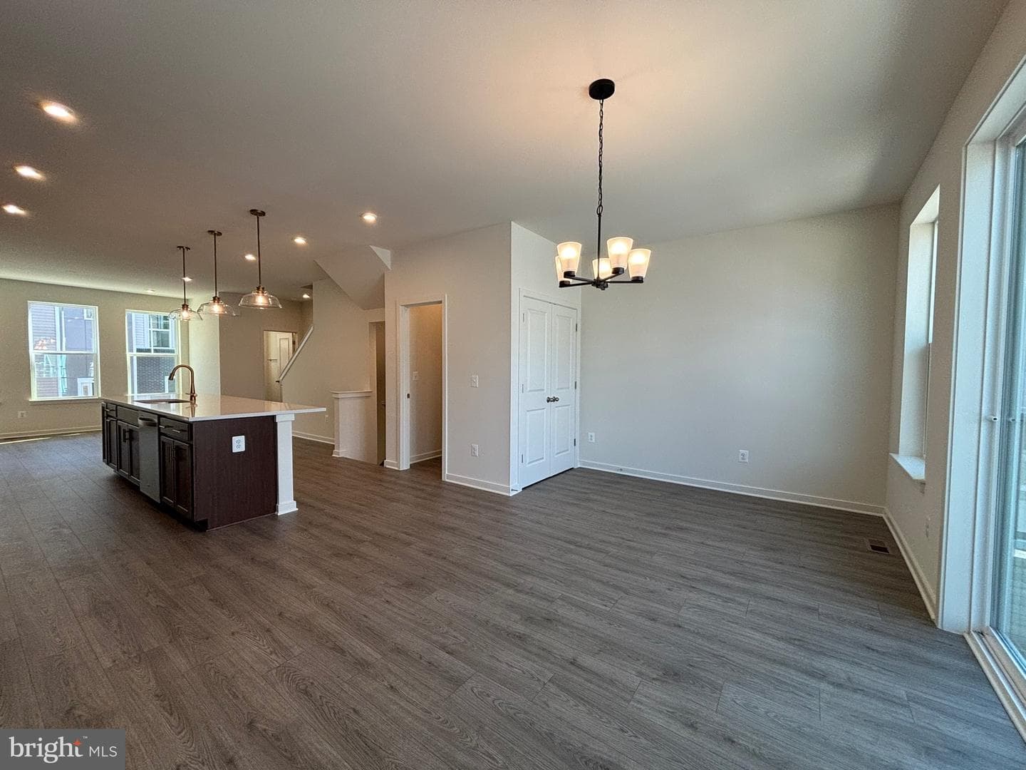 18020 Alicia Avenue photo 6