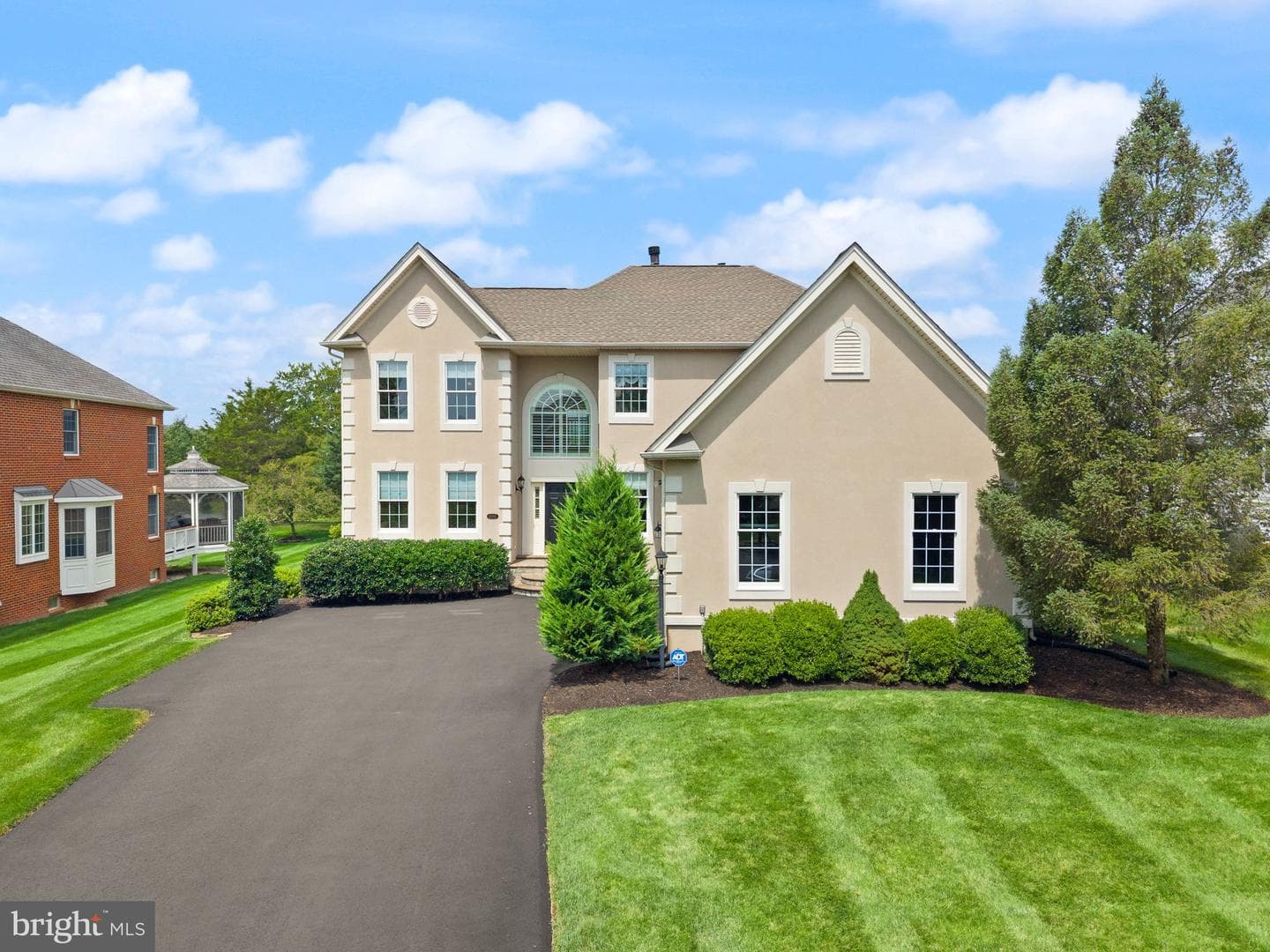 15243 Golf View Drive photo 2